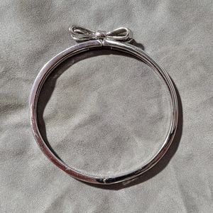 Kate Spade silver bow bangle